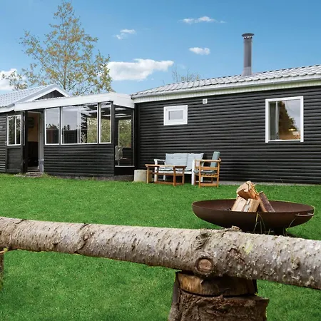 2 Bedroom Awesome In *